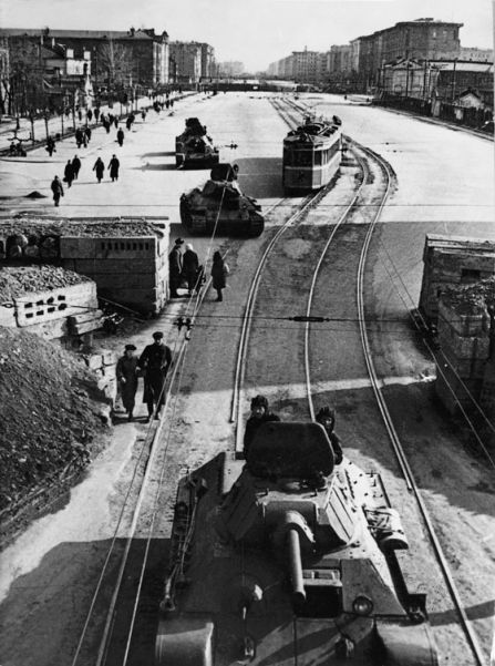 T-34 tanks in Leningrad